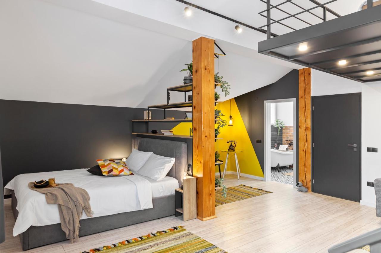 6Rooms Sibiu Bagian luar foto