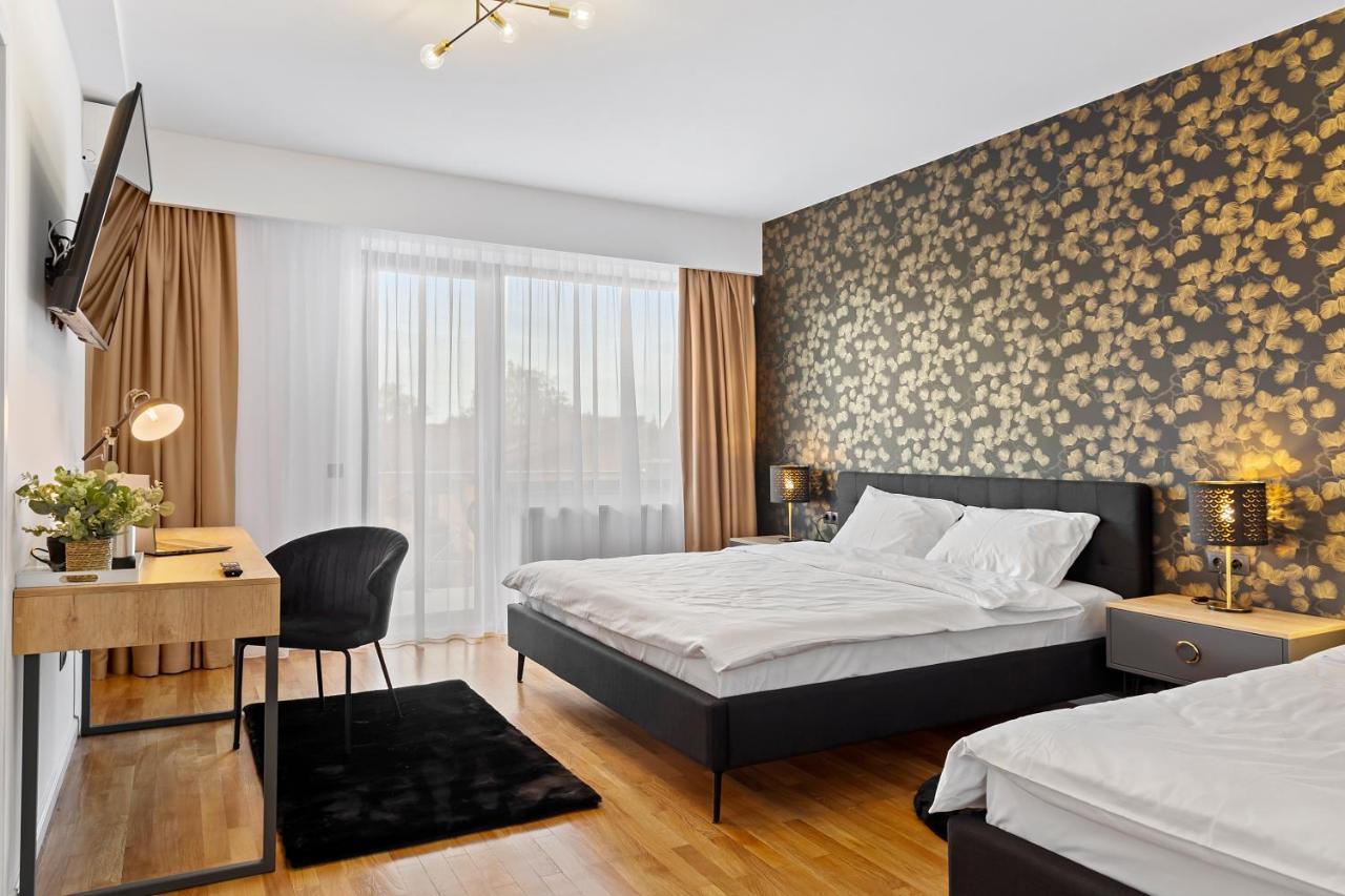 6Rooms Sibiu Bagian luar foto