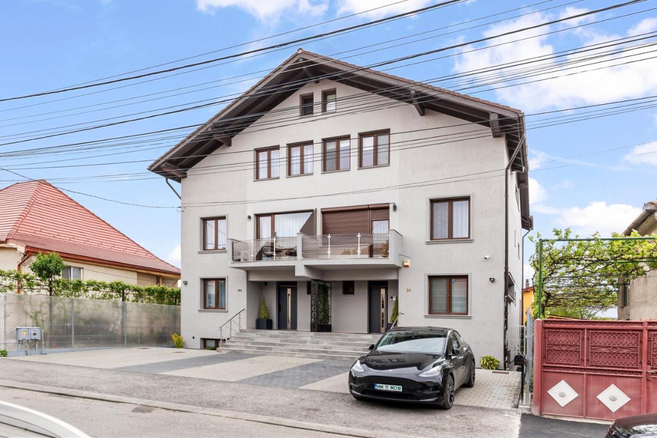 6Rooms Sibiu Bagian luar foto